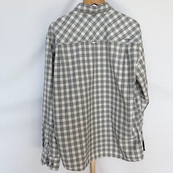 K-WAY Tech Men's Gray Plaid Long Sleeve Button-Up Shirt Size L Casual Collared - Picture 7 of 12